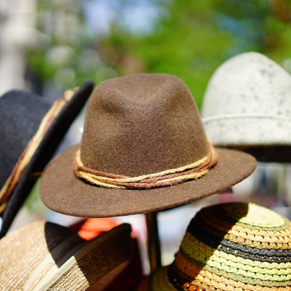 hat-5